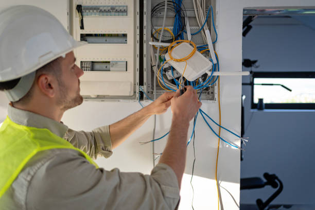 Best Electrical Contractors for Businesses  in El Cerro Mission, NM